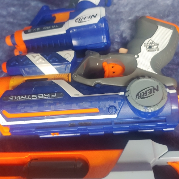 NERF Zombie Strike gun + 2 others - Picture 8 of 16